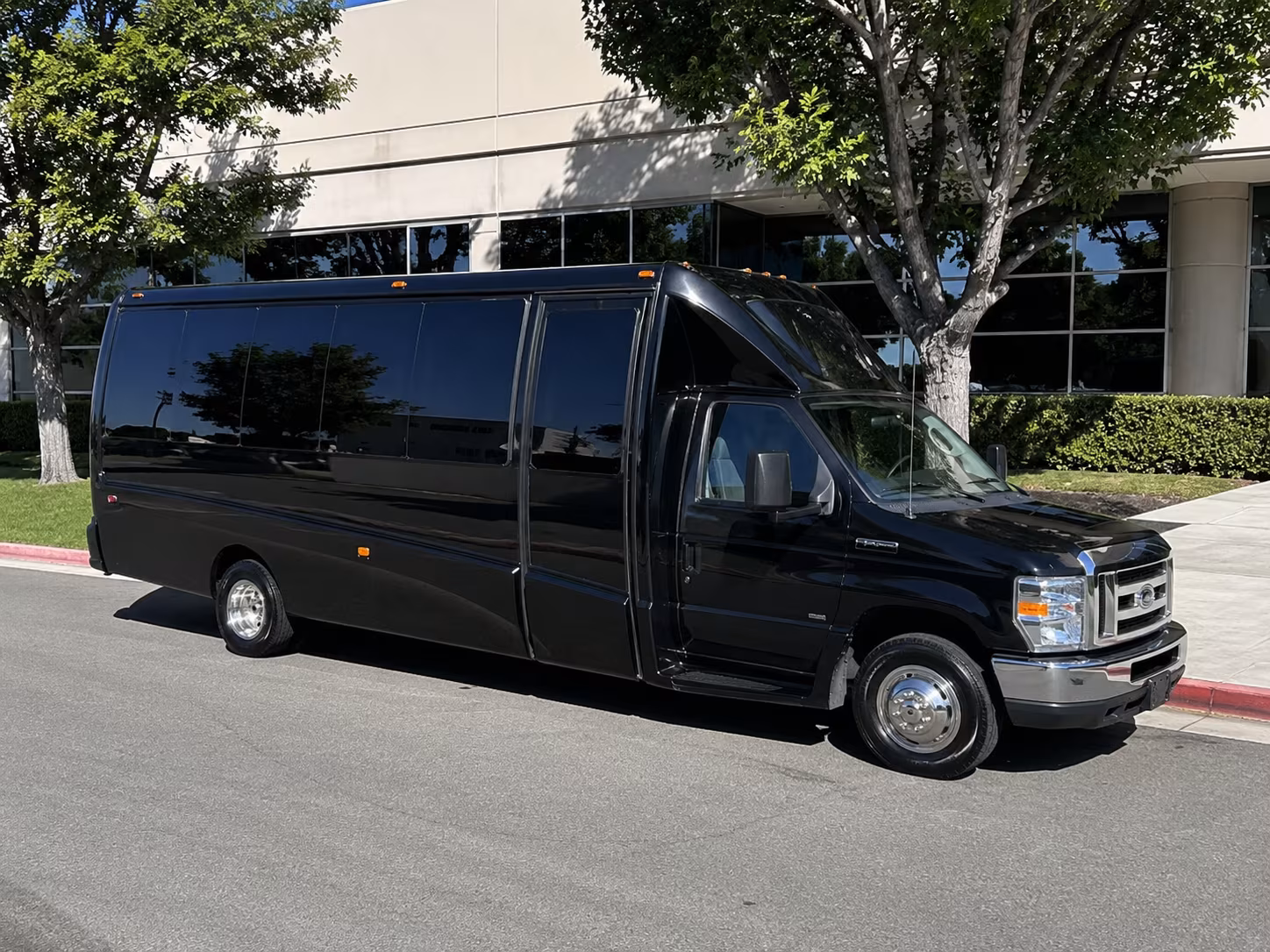 bachelorette party bus wine tours departing from pawtucket
