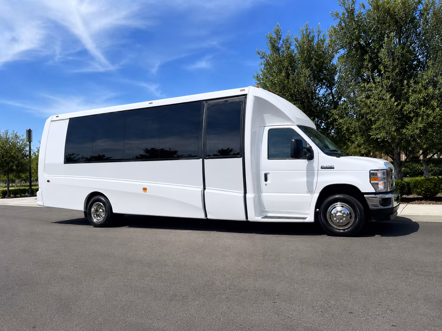 bus rentals for trade shows and multi day corporate programs in pawtucket