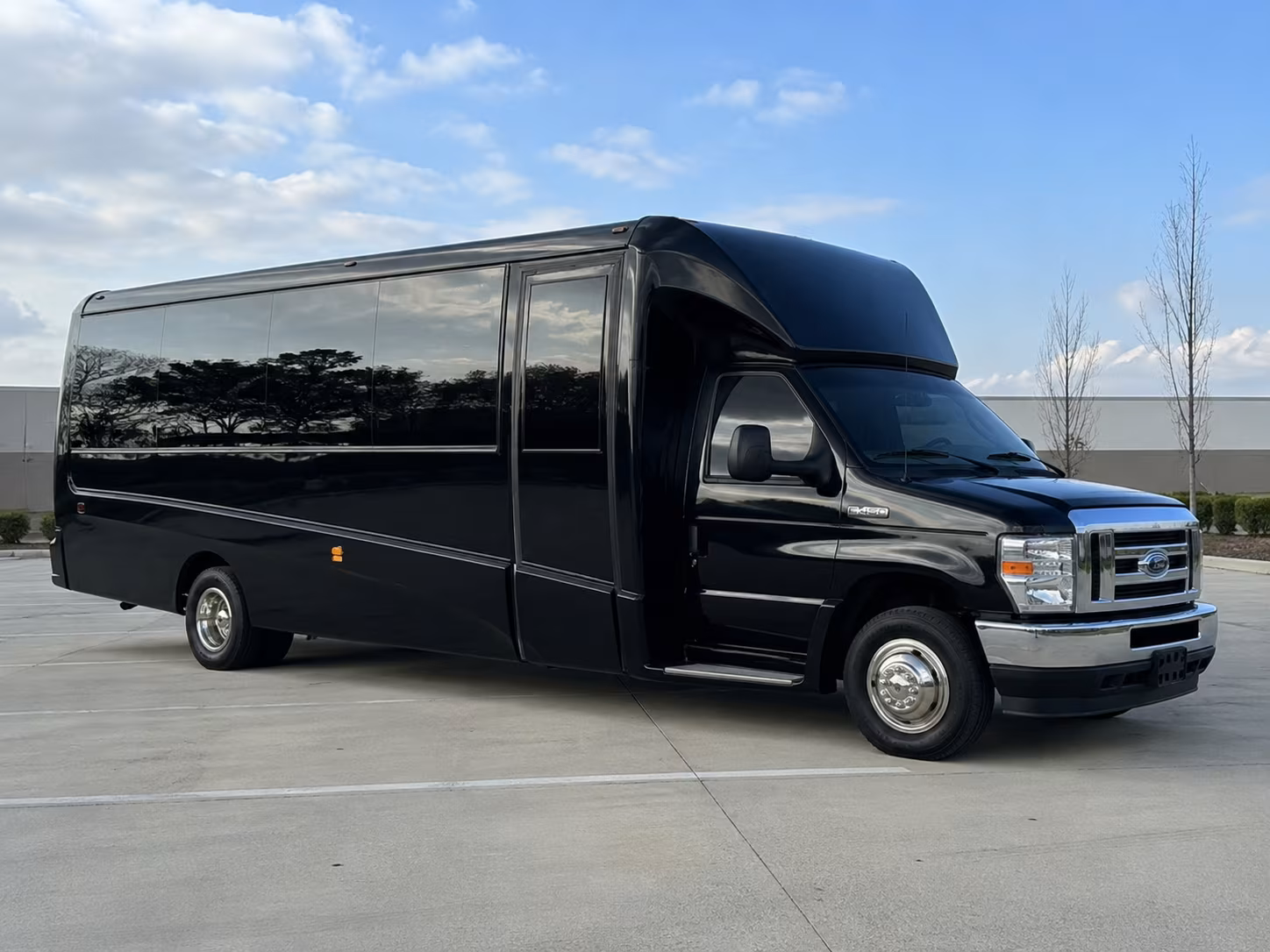 charter buses to bold point park and providence waterfront concerts