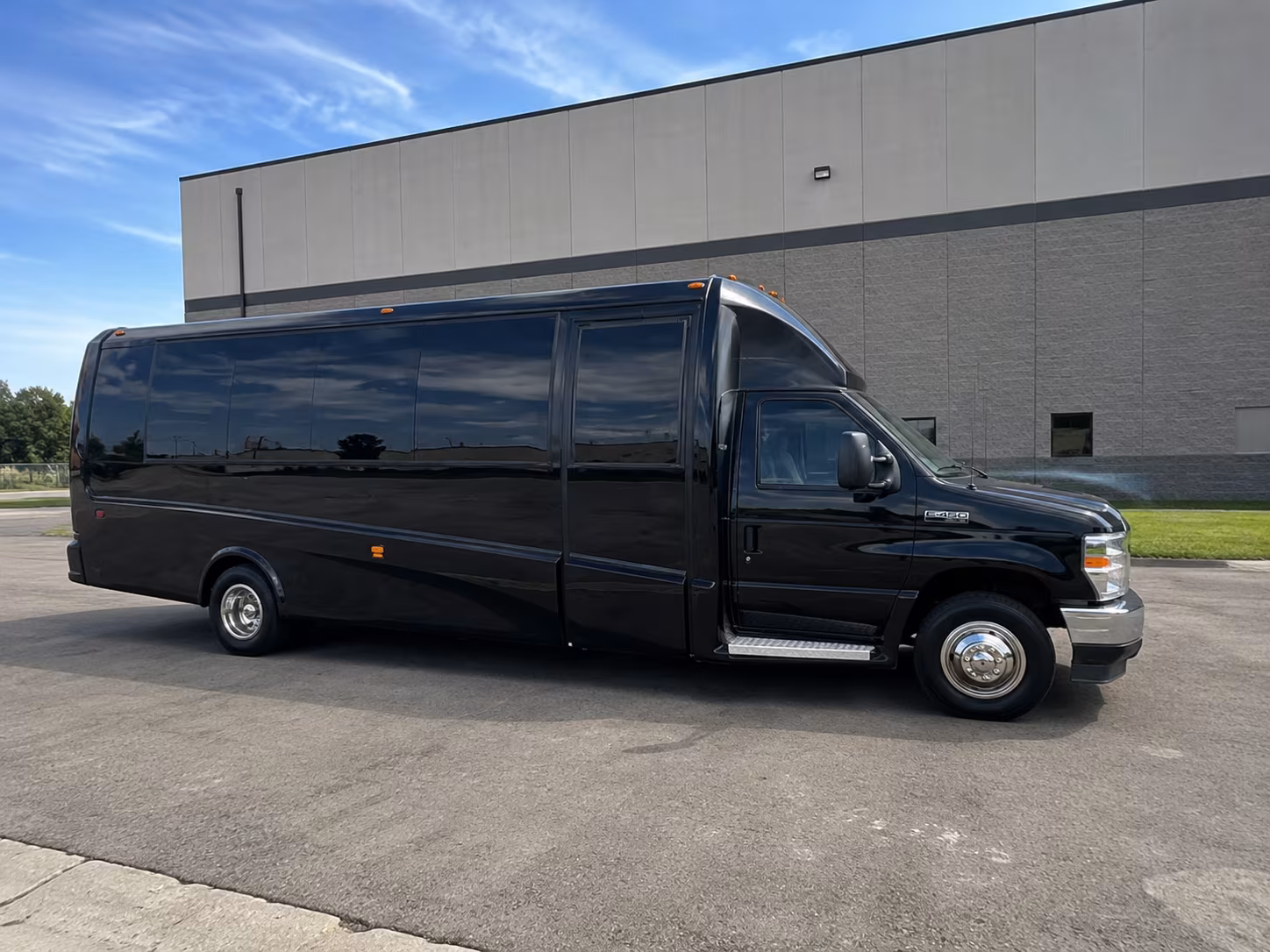 festival weekend shuttle buses to newport and beyond
