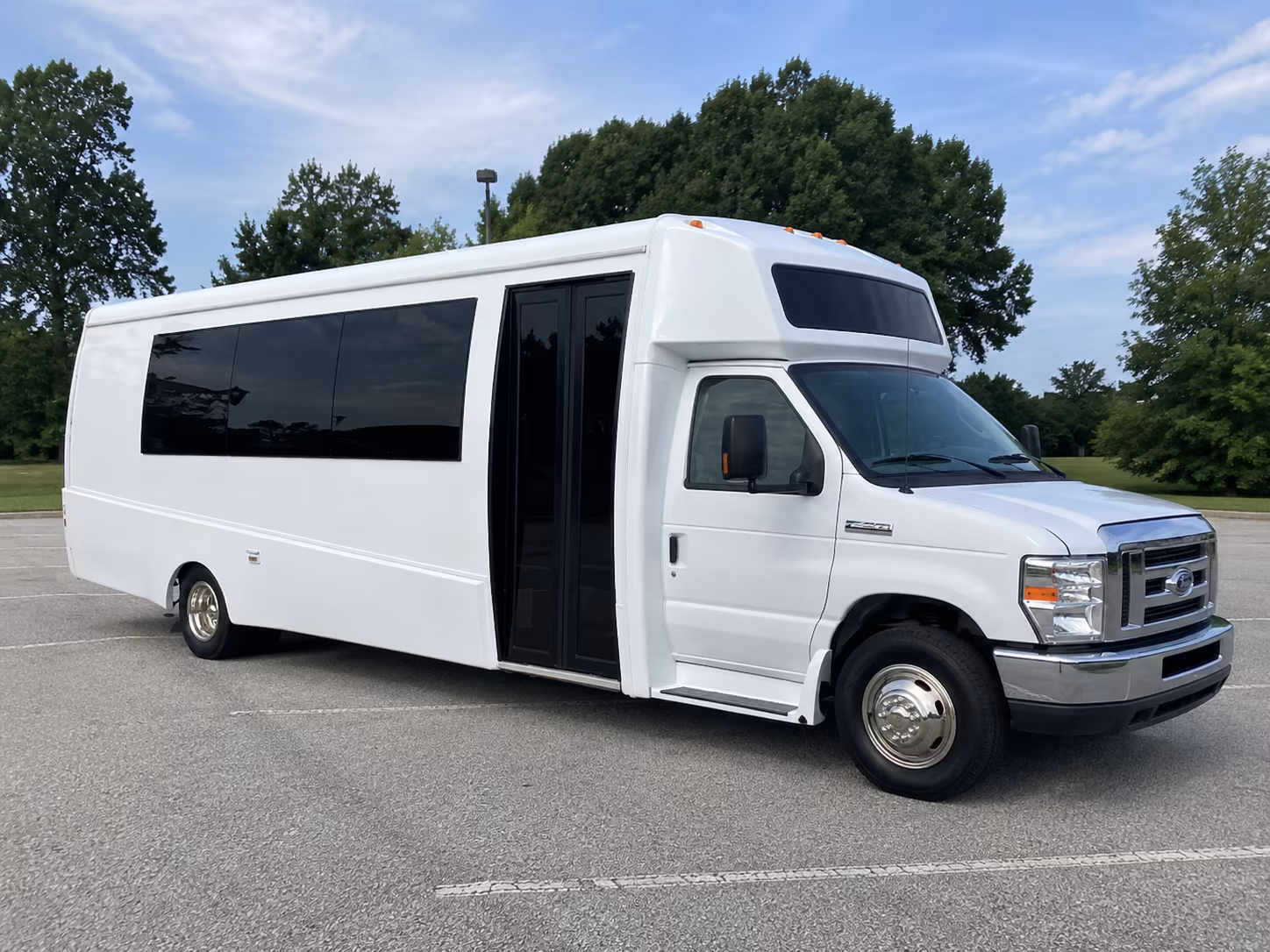 pawtucket 18 passenger party bus