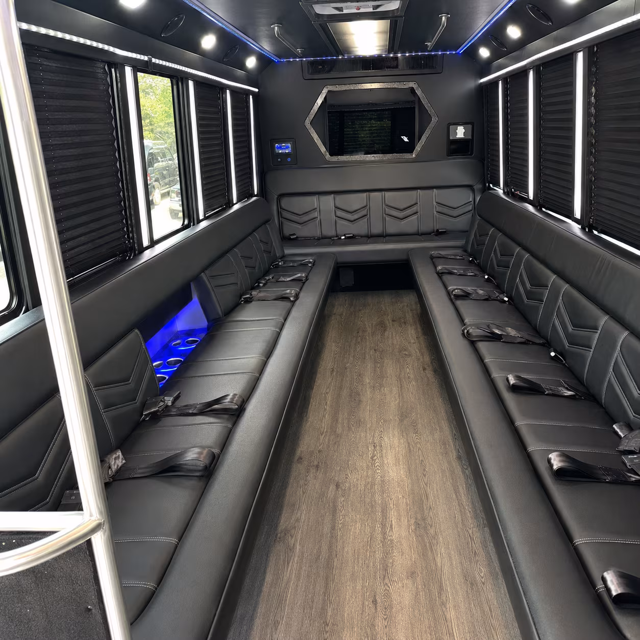 rent a party bus to rhode island wine and craft beer festivals